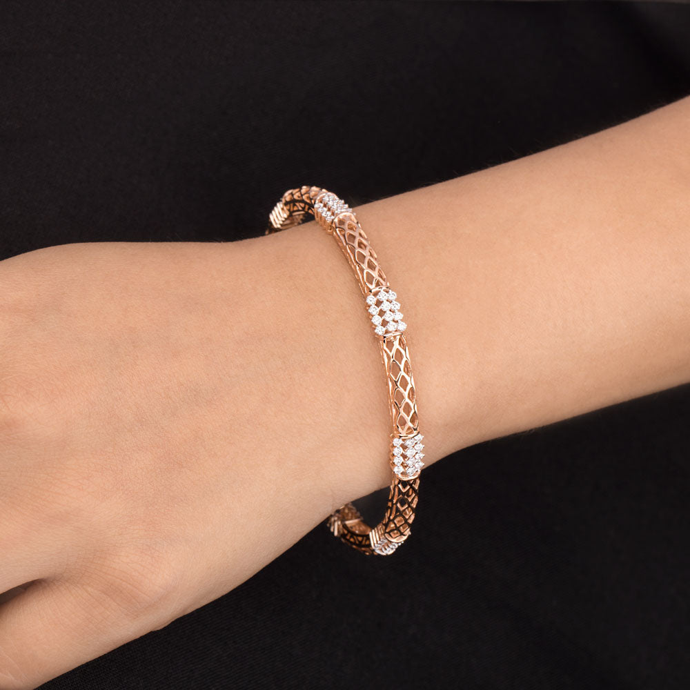 18K Rose Gold Diamond Bangle - 1.597ct VVS-VS-EF