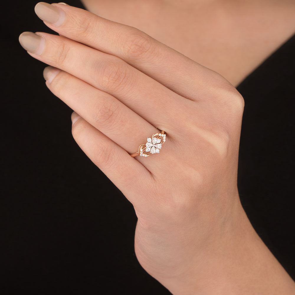 18K Two Tone Gold Diamond Ring - 0.317ct VVS-VS-EF