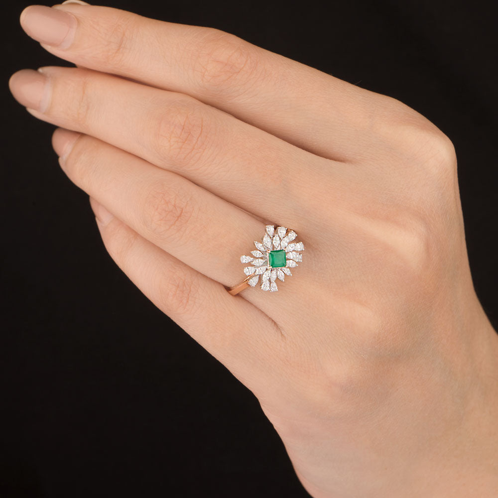 18K Two Tone Gold Diamond Ring - 0.542ct VVS-VS-EF with Colour Stones