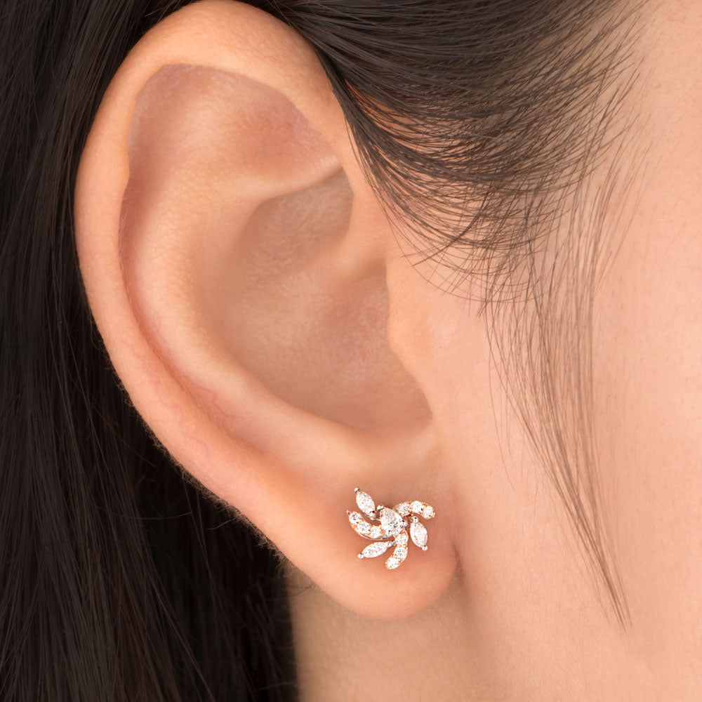 18K Two Tone Gold Diamond Earrings - 0.389ct VVS-VS-EF