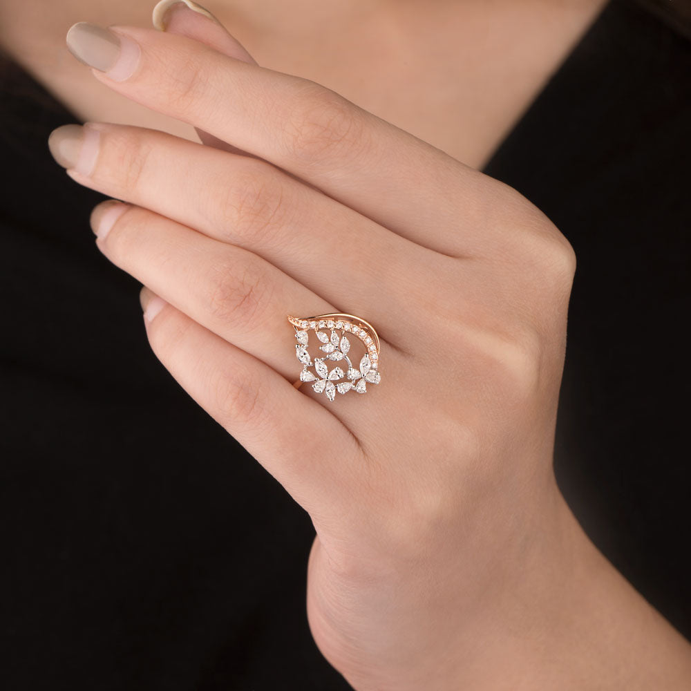 18K Two Tone Gold Diamond Ring - 0.635ct VVS-VS-EF