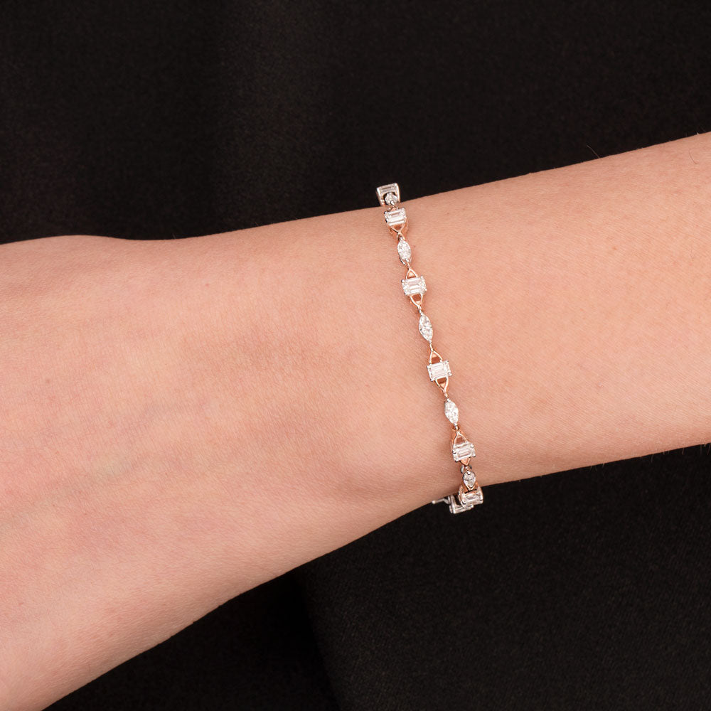 18K Two Tone Gold Diamond Bracelet - 2.1ct VVS-EF
