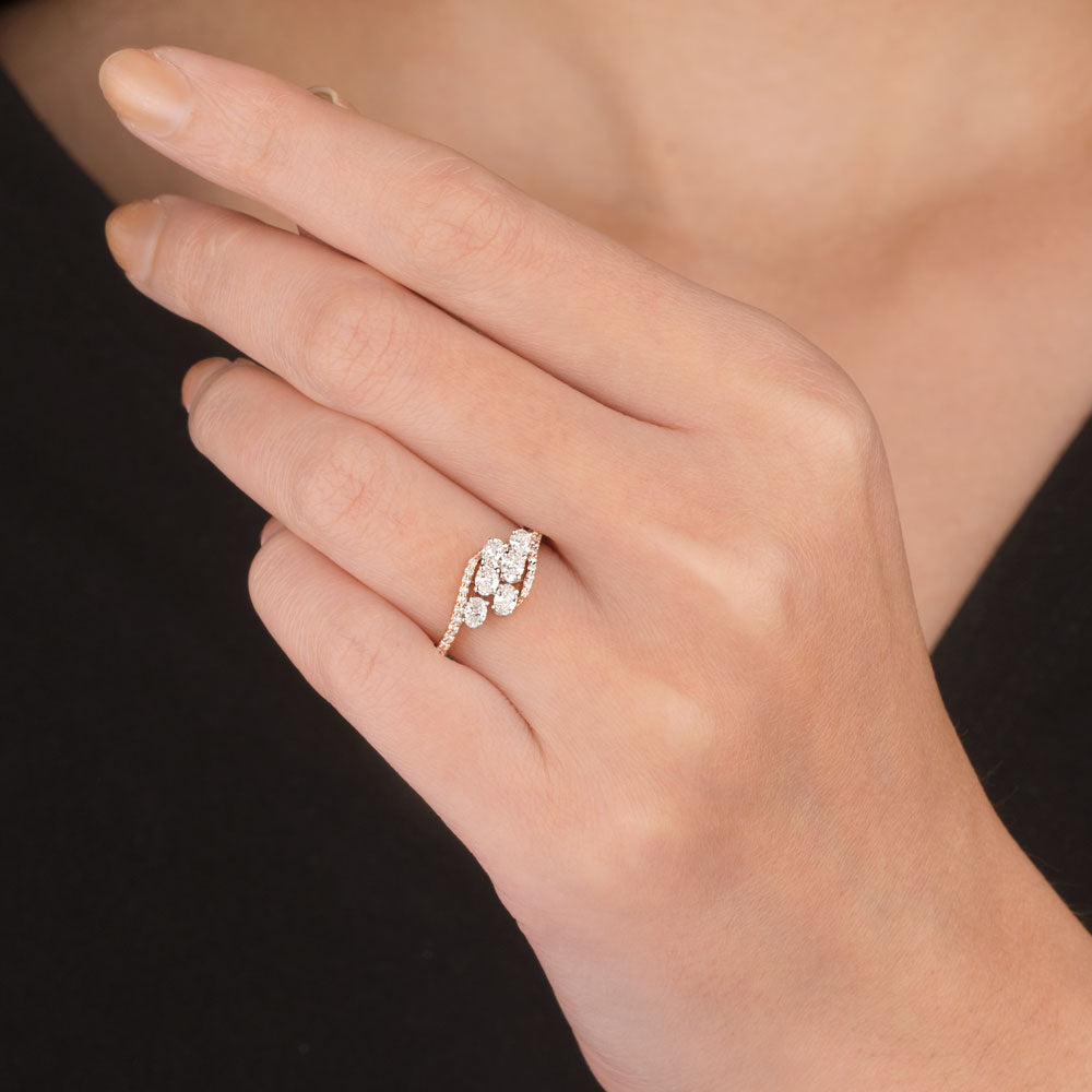 18K Two Tone Gold Diamond Ring - 0.683ct VS-SI-EF