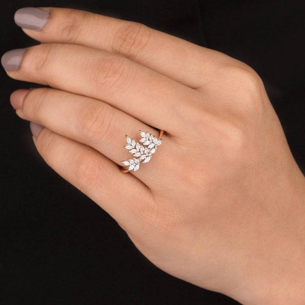 18K Two Tone Gold Diamond Ring - 0.45ct VVS-EF