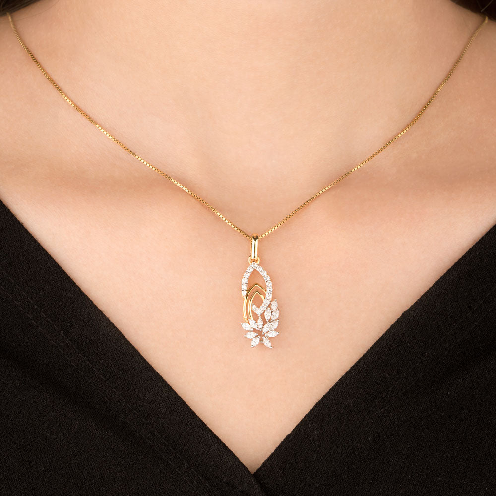 18K Two Tone Gold Diamond Pendant - 0.72ct VVS-EF