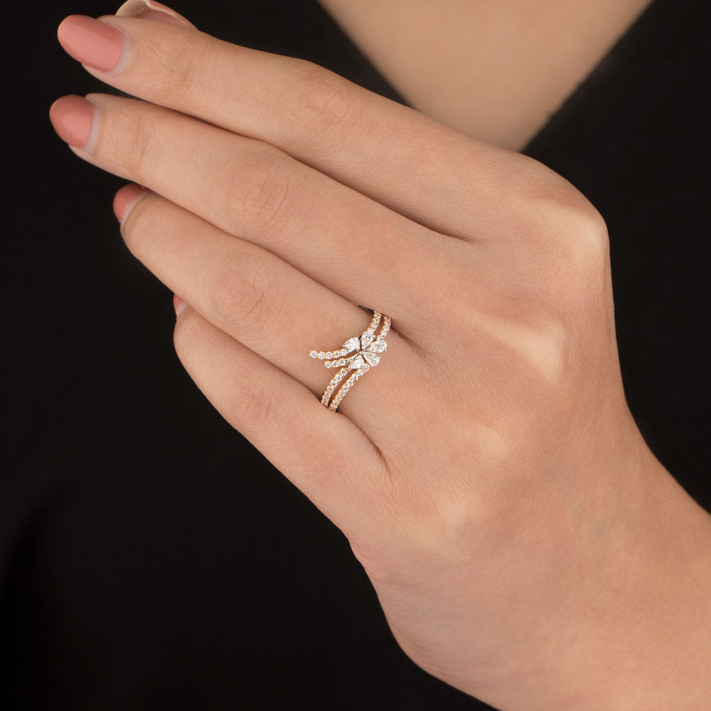 18K Two Tone Gold Diamond Ring - 0.38ct VVS-EF