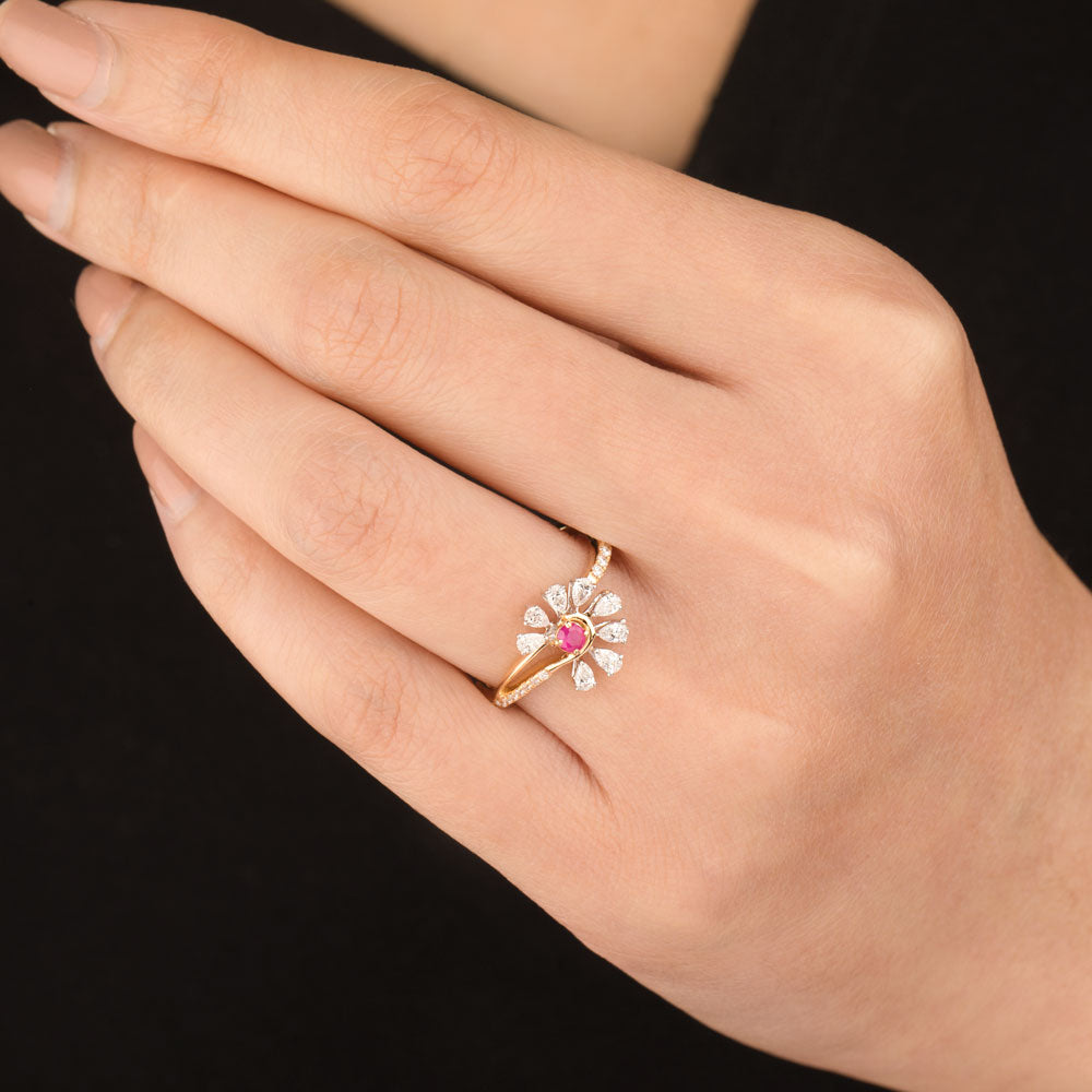18K Two Tone Gold Diamond Ring - 0.425ct VVS-VS-EF with Colour Stones