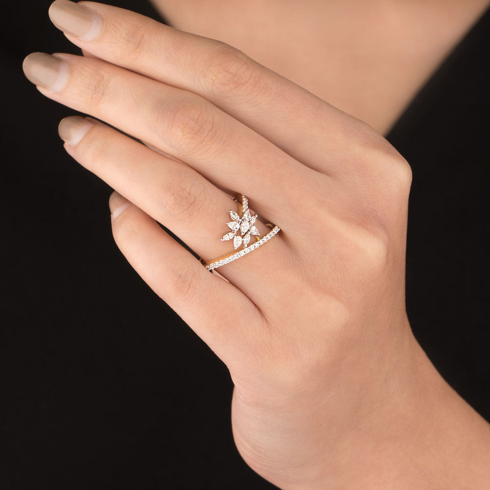 18K Two Tone Gold Diamond Ring - 0.535ct VVS-VS-EF