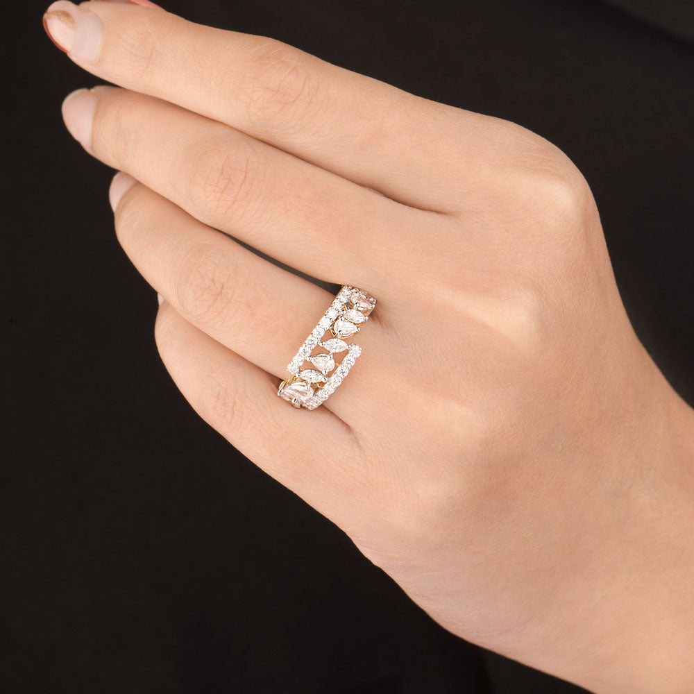 18K Two Tone Gold Diamond Ring - 1.075ct VVS-VS-EF