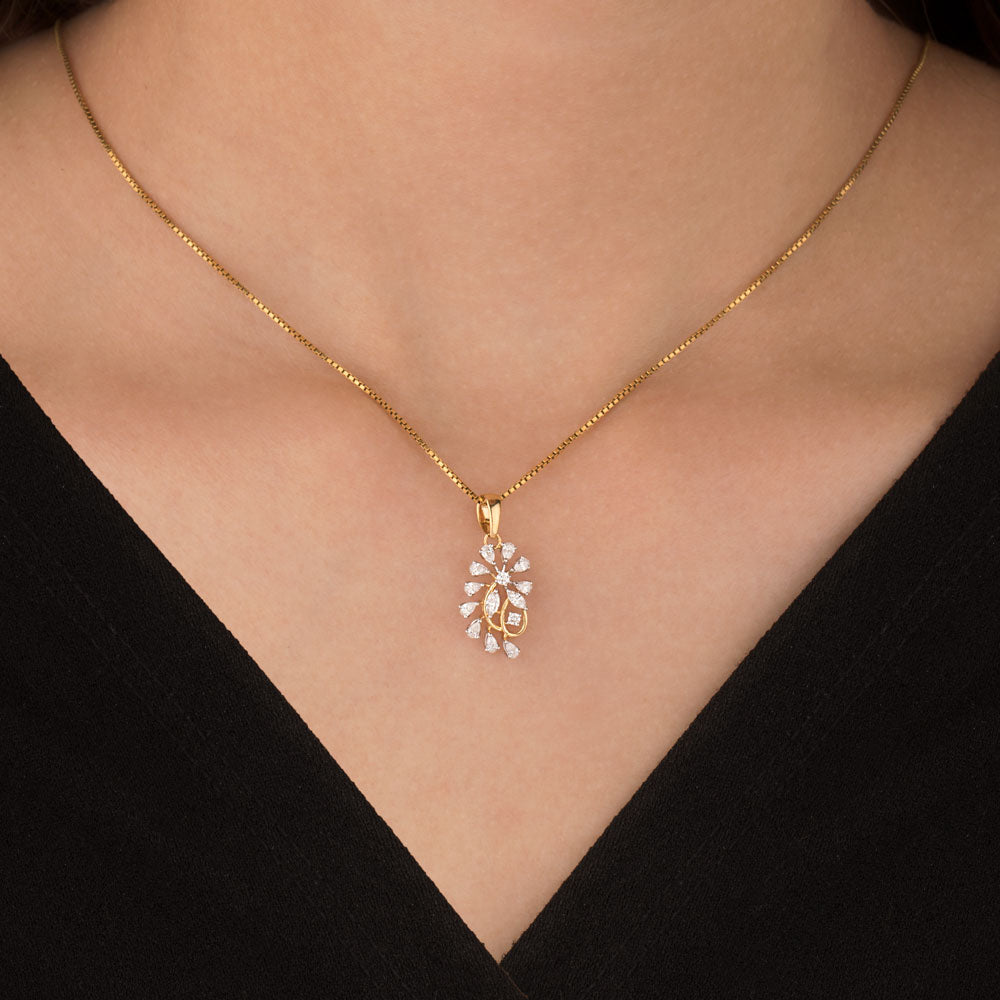 18K Two Tone Gold Diamond Pendant - 0.41ct VVS-EF