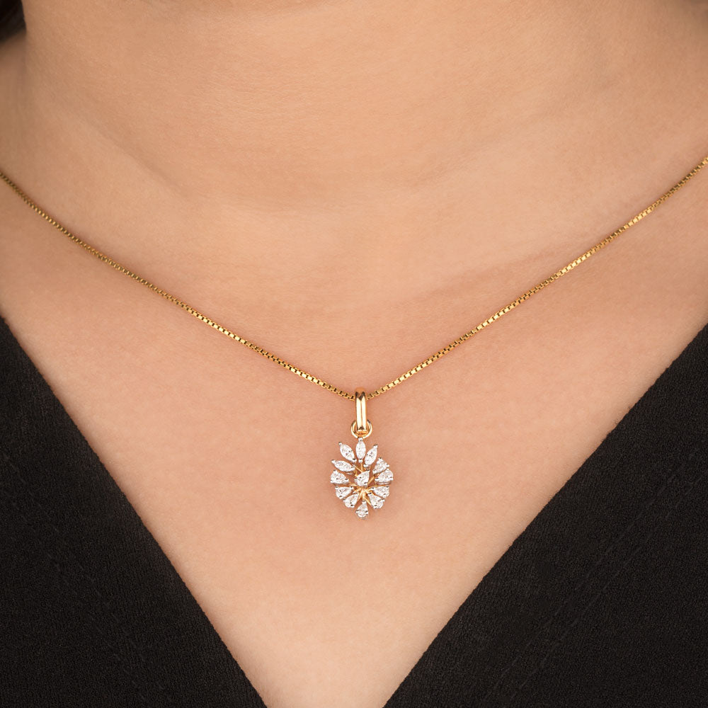 18K Two Tone Gold Diamond Pendant - 0.38ct VVS-VS-EF