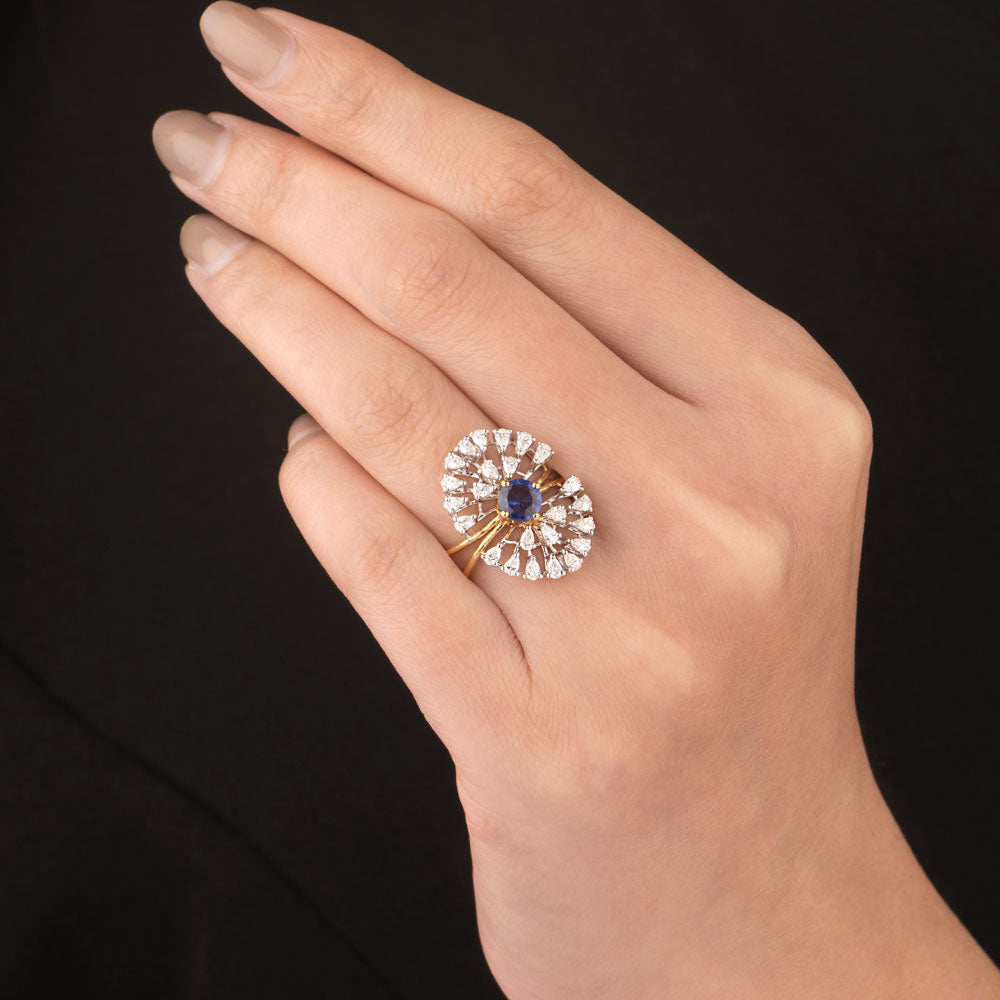 18K Two Tone Gold Diamond Ring - 0.695ct VVS-VS-EF with Colour Stones