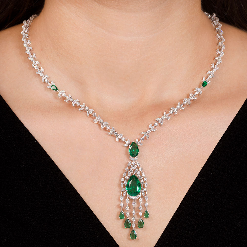 18K White Gold Diamond Necklace - 4.878ct VVS-VS-EF with Colour Stones