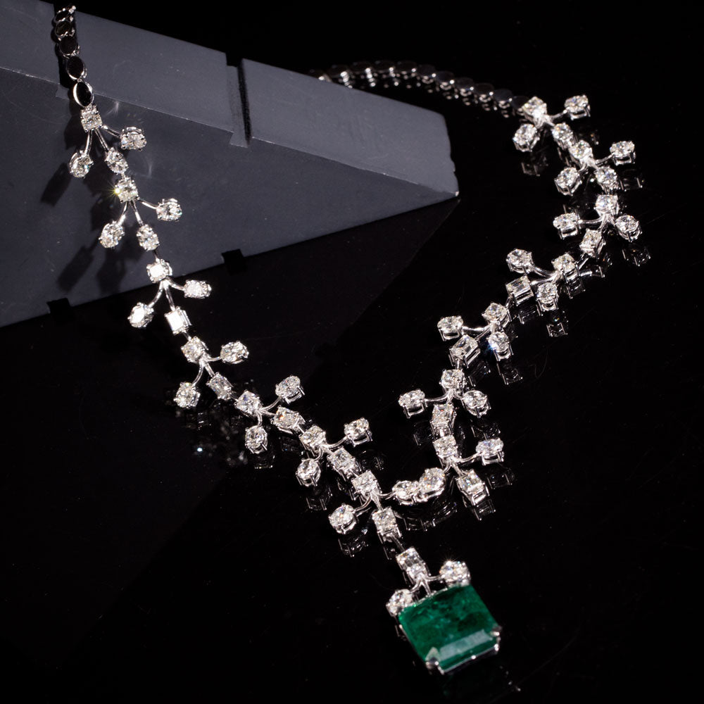 18K White Gold Diamond Necklace - 19.779ct VS-SI-GH with Colour Stones