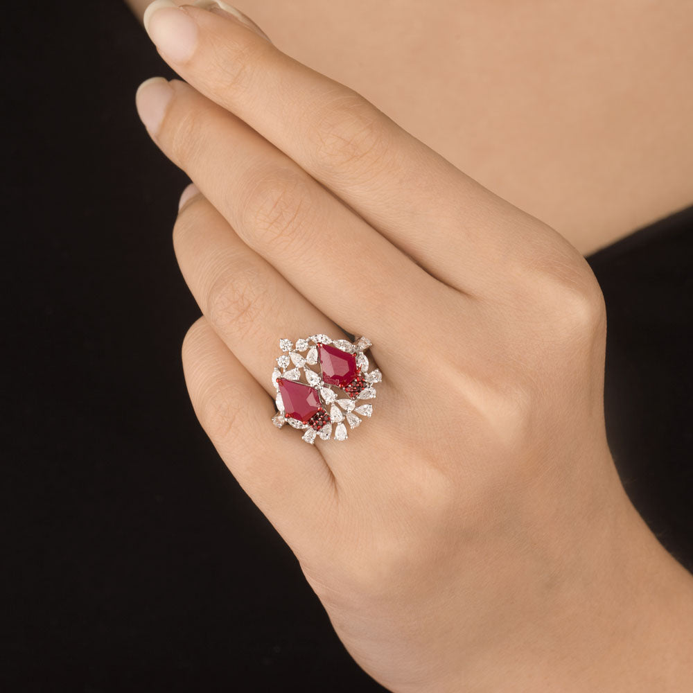 18K White Gold Diamond Ring - 1.044ct VVS-VS-EF with Colour Stones