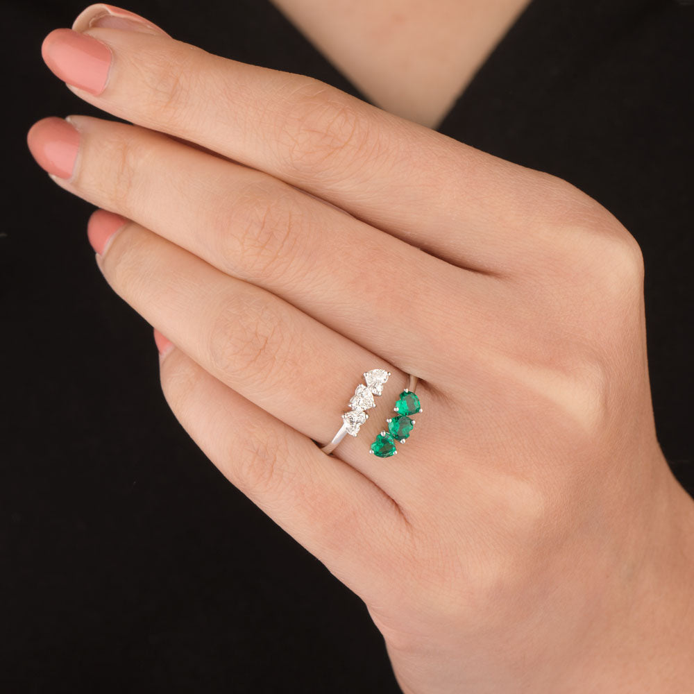 18K White Gold Diamond Ring - 0.422ct VVS-EF with Colour Stones