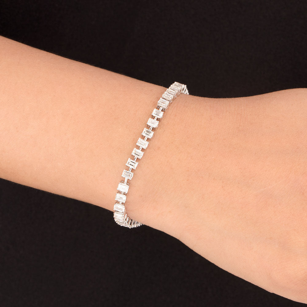 18K White Gold Diamond Bracelet - 6.199ct VVS-VS-IJ