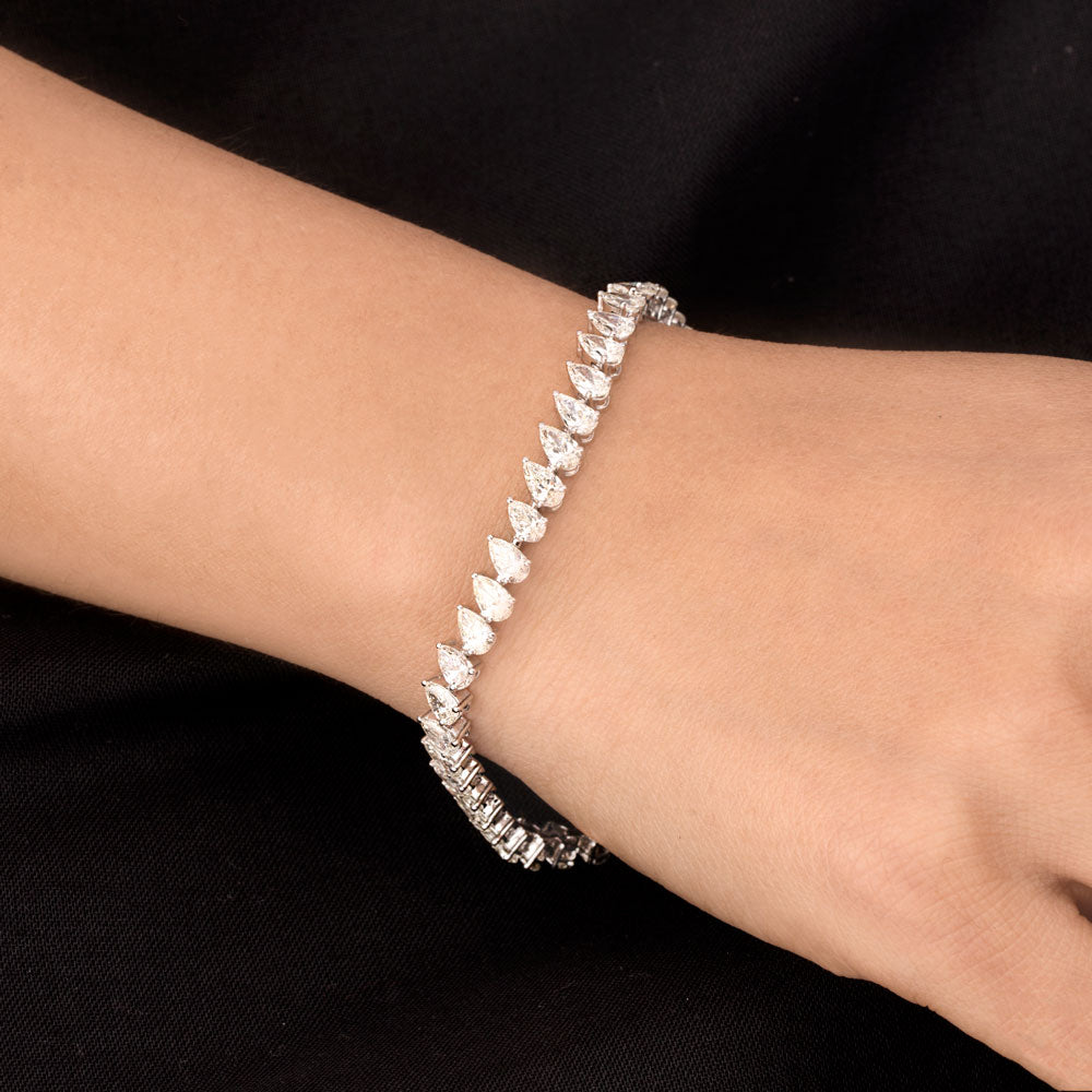 18K White Gold Diamond Bracelet - 8.36ct VVS-VS-HI