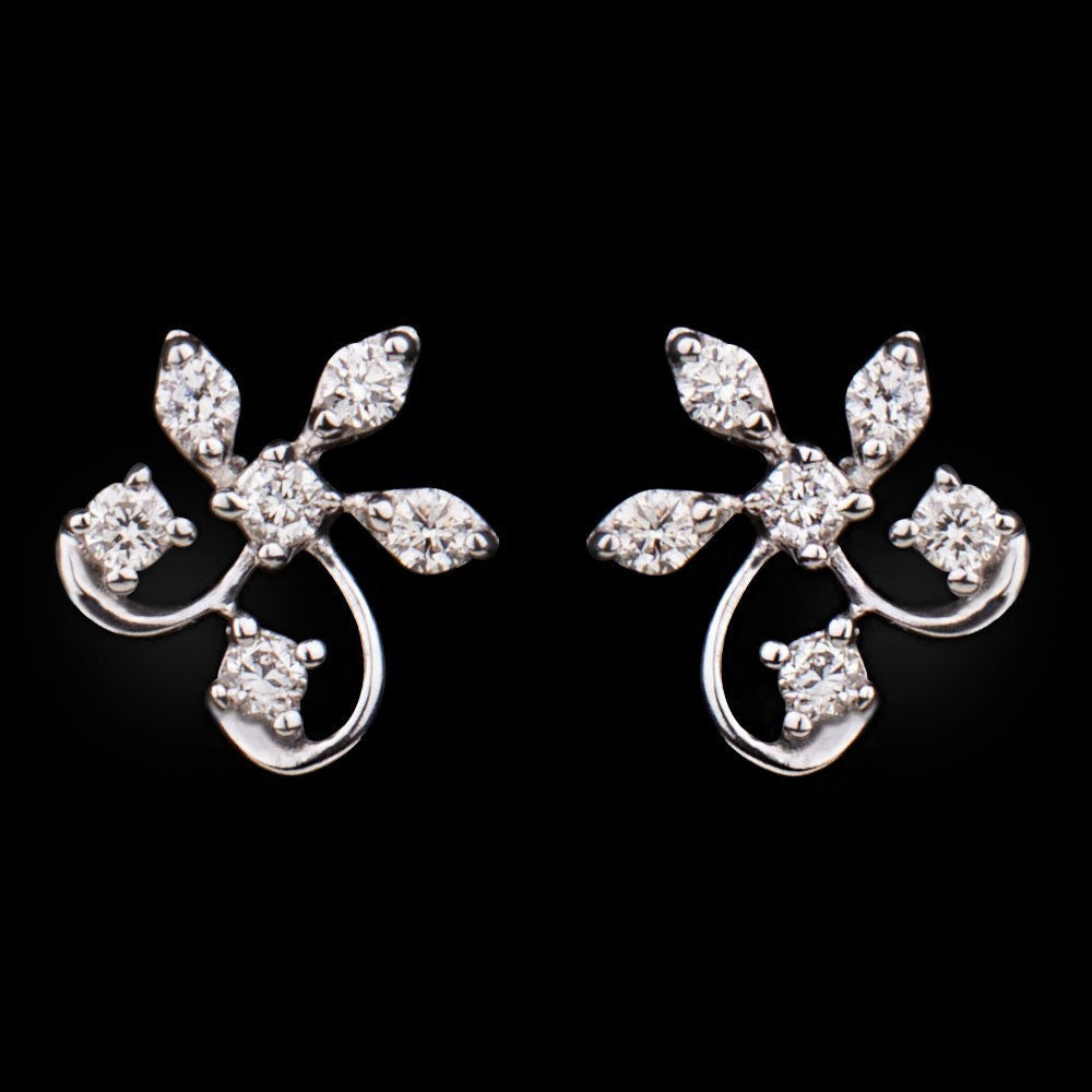 14K White Gold Diamond Earrings - 0.13ct SI-IJ