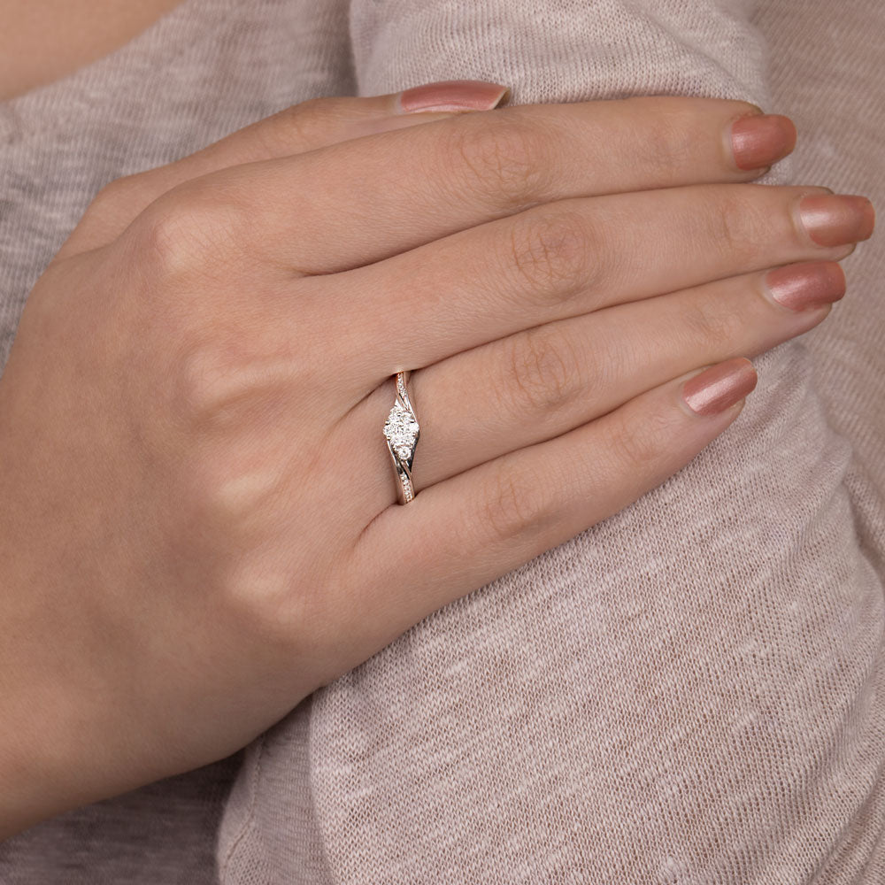 18K White Gold Diamond Ring - 0.25ct SI-HI