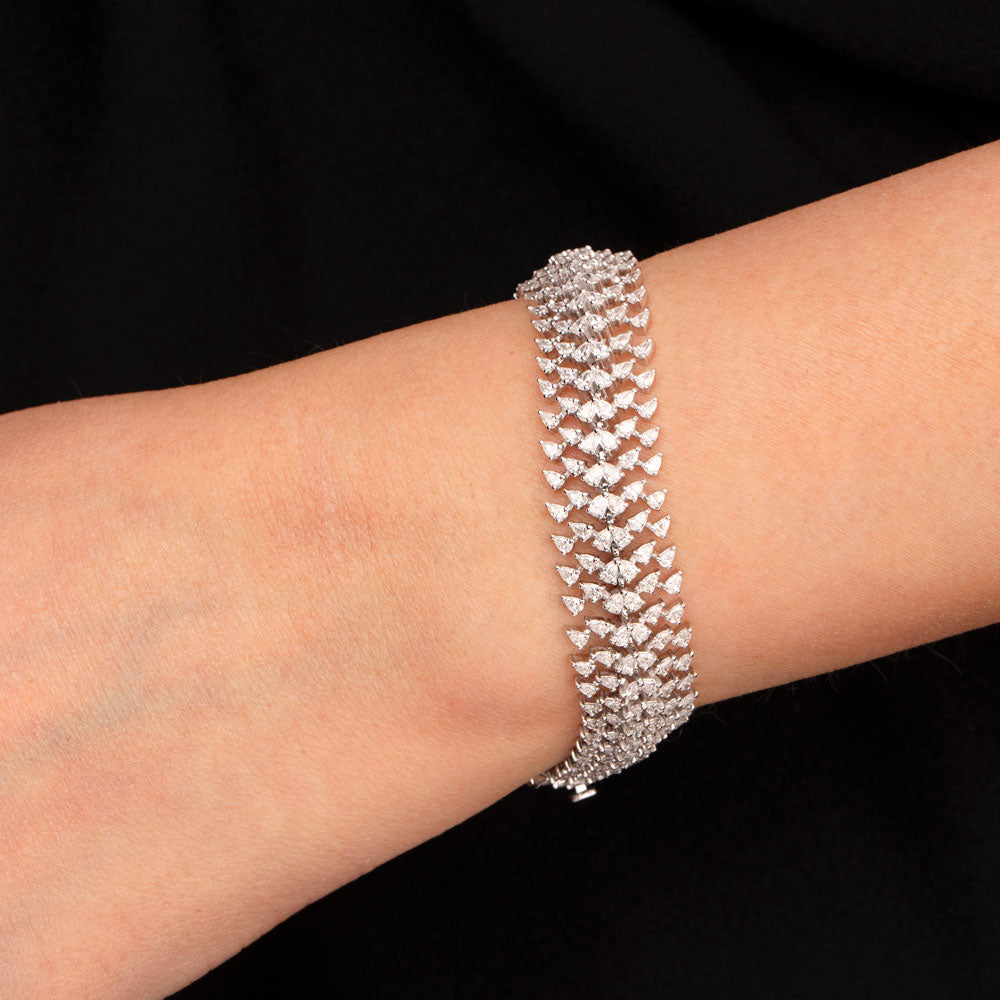 18K White Gold Diamond Bracelet - 5.38ct VVS-EF