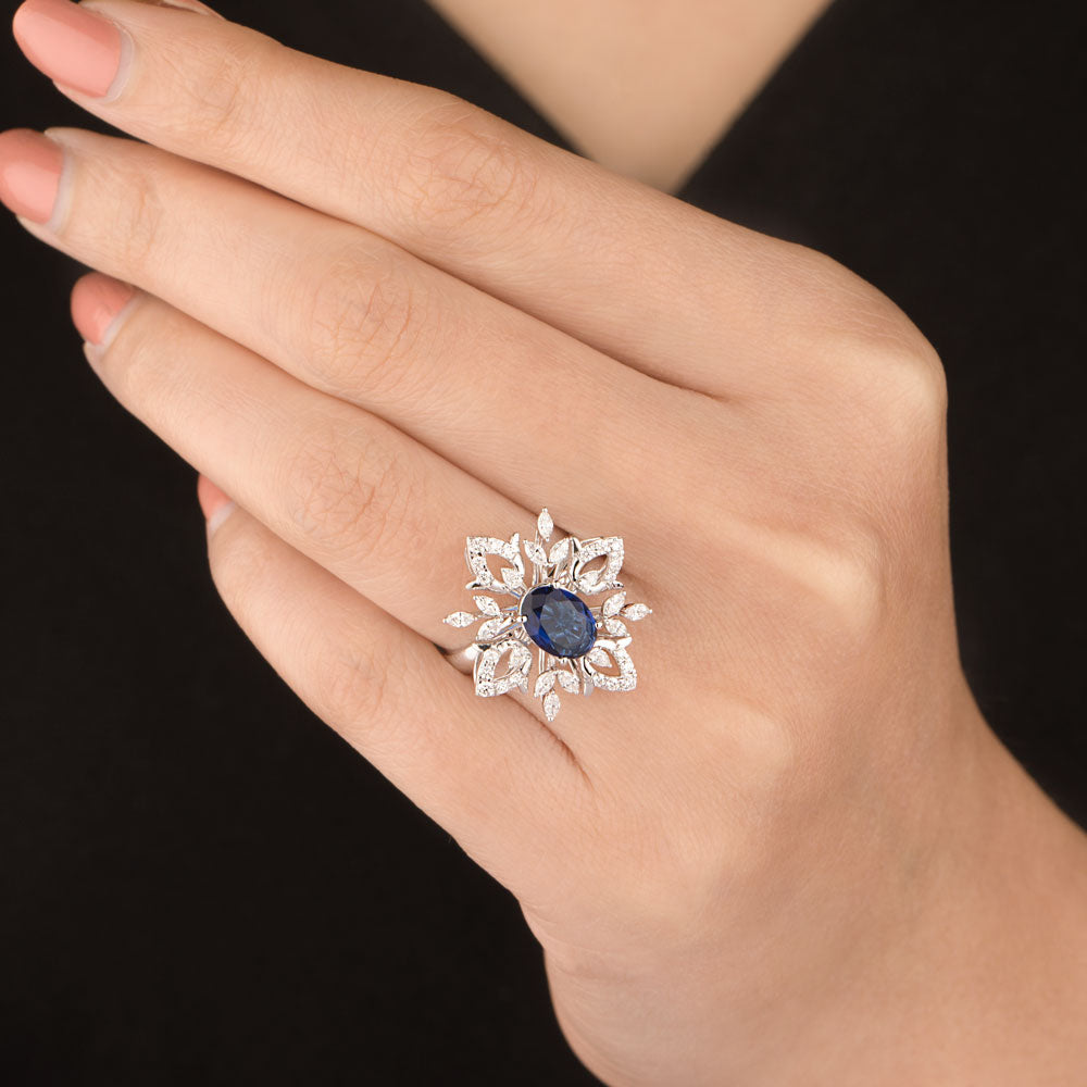 18K White Gold Diamond Ring - 0.58ct VVS-EF with Colour Stones