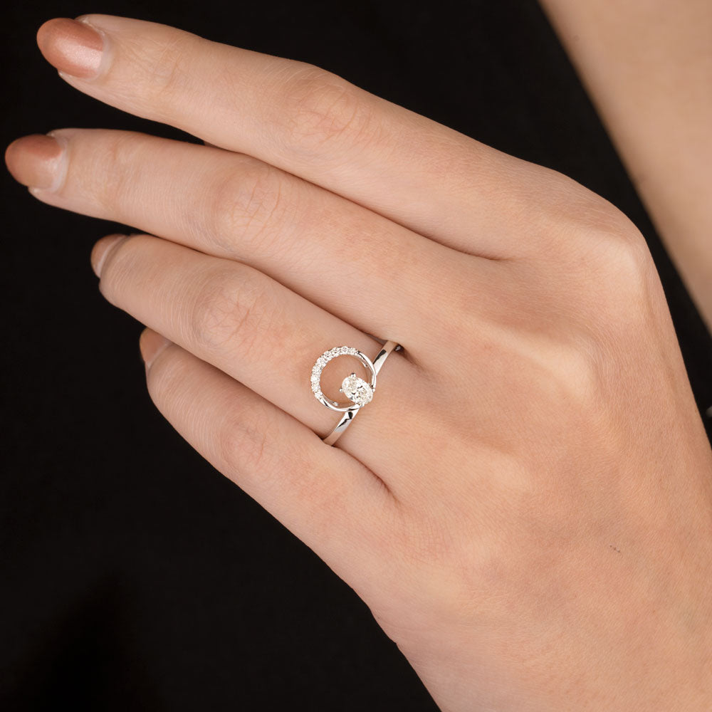 18K White Gold Diamond Ring - 0.27ct VVS-HI