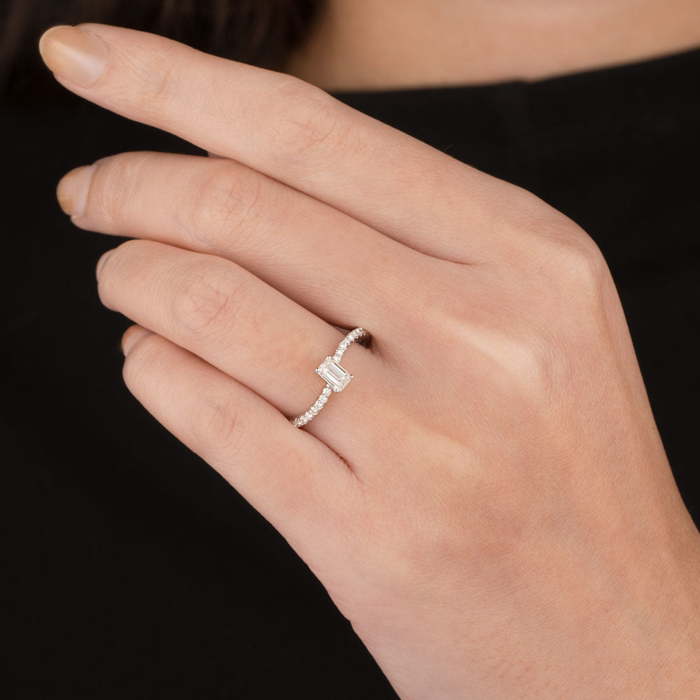 18K White Gold Diamond Ring - 0.453ct VS-SI-HI