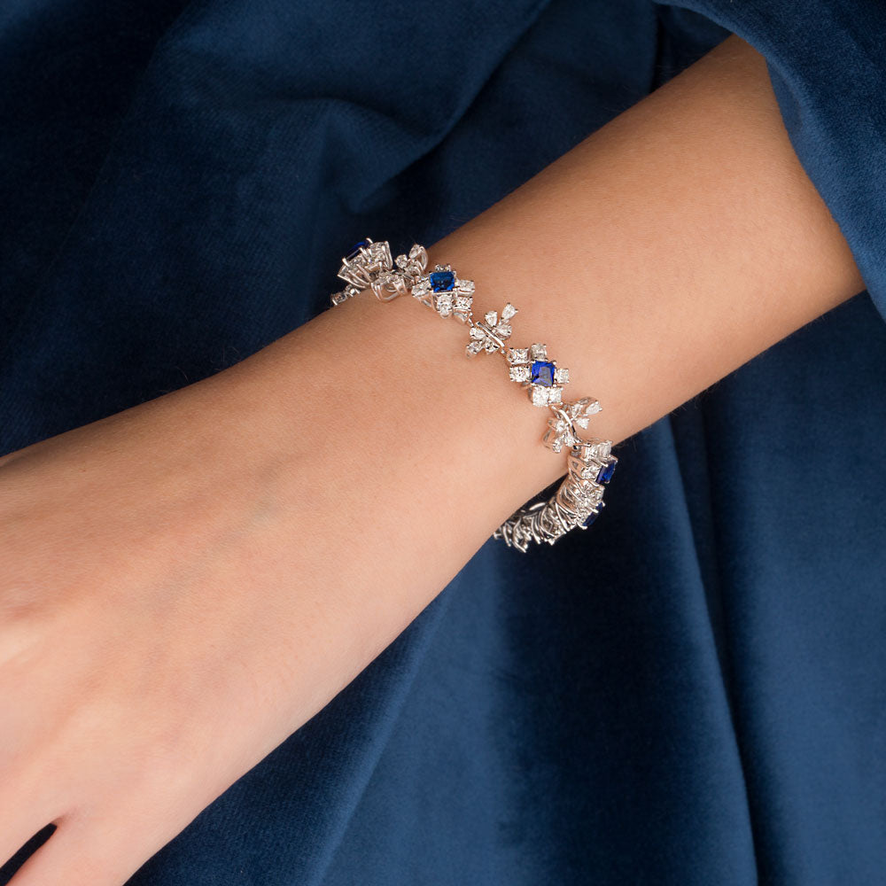 18K White Gold Diamond Bracelet - 4.212ct VVS-VS-GH with Colour Stones