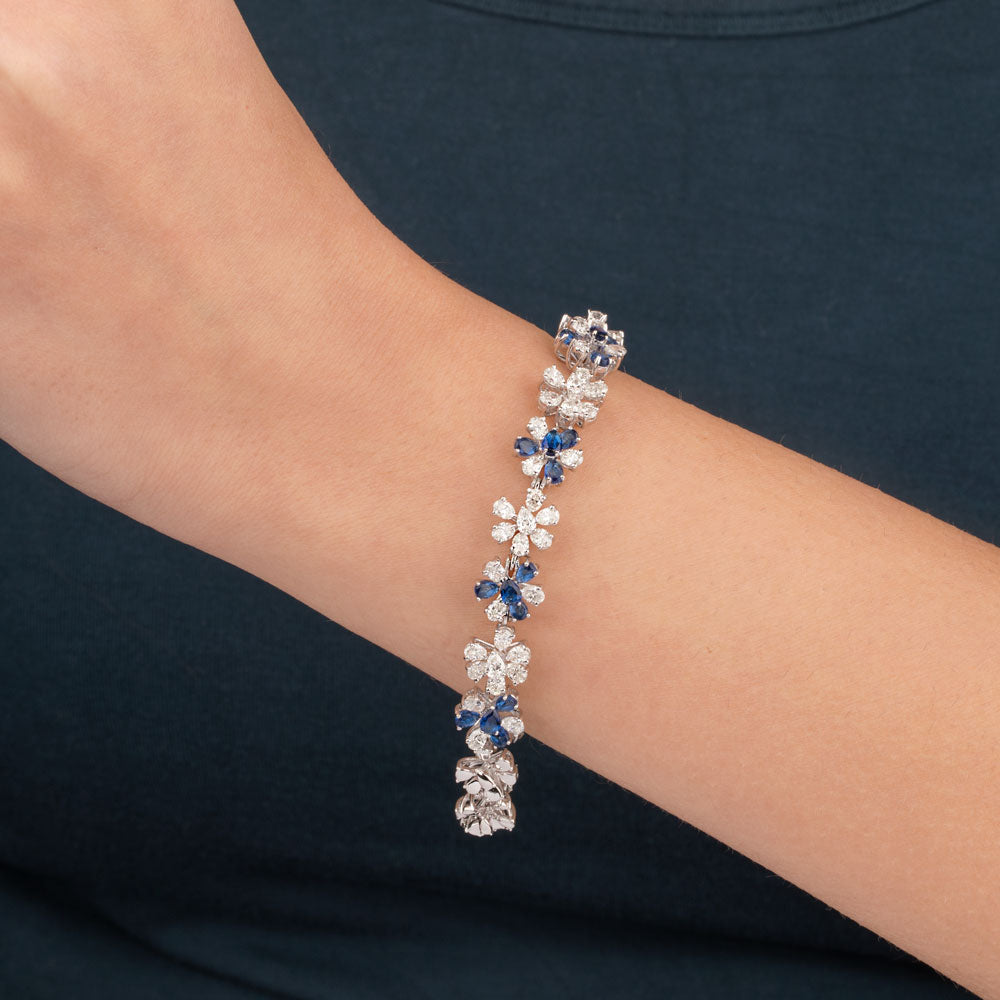 18K White Gold Diamond Bracelet - 3.832ct VS-SI-GH with Colour Stones