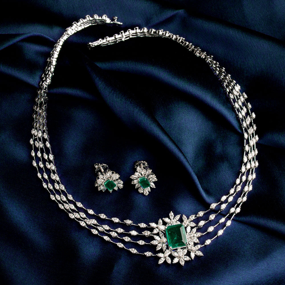 18K White Gold Diamond Necklace - 10.89ct VVS-VS-GH with Colour Stones
