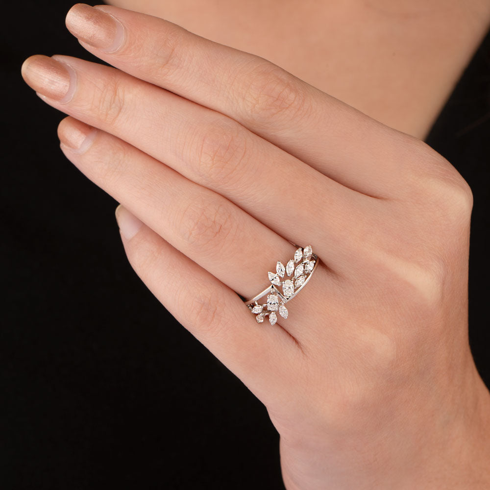 18K White Gold Diamond Ring - 0.662ct VVS-FG