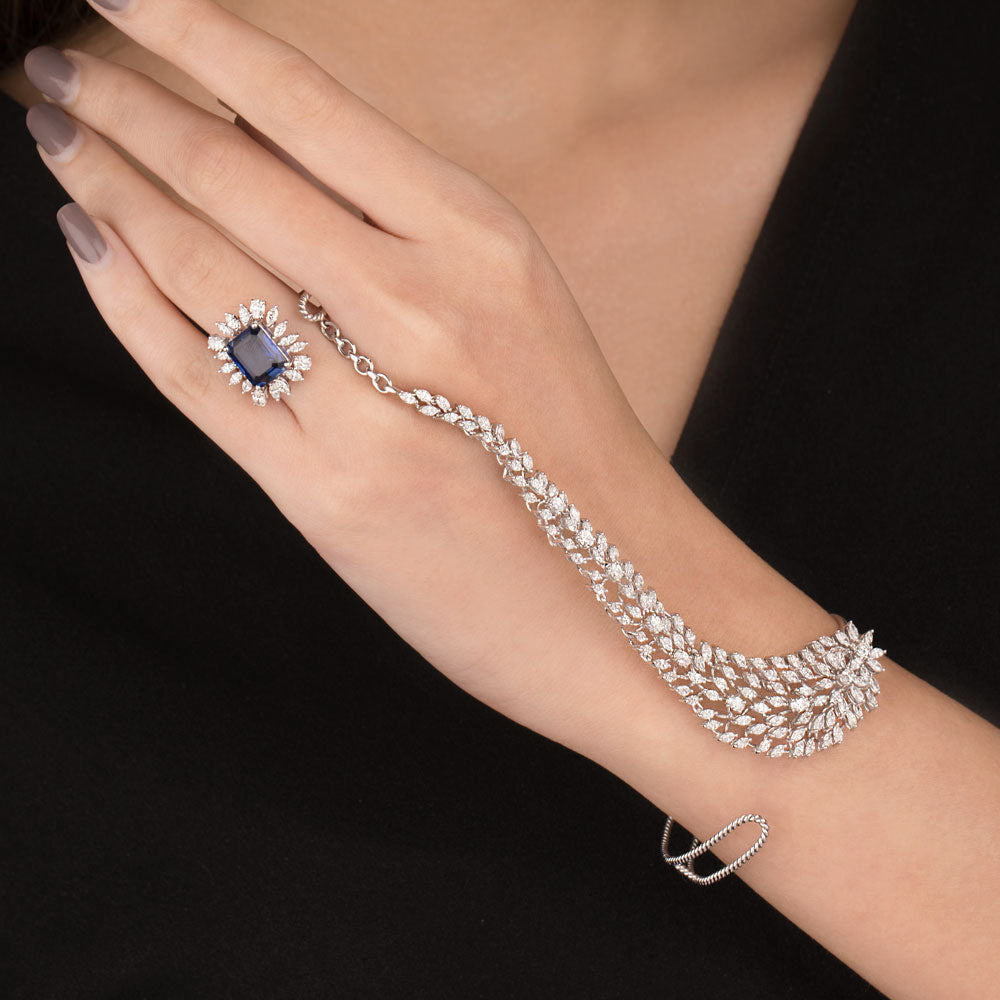 18K White Gold Diamond Jewellery - 6.37ct VVS-EF with Colour Stones