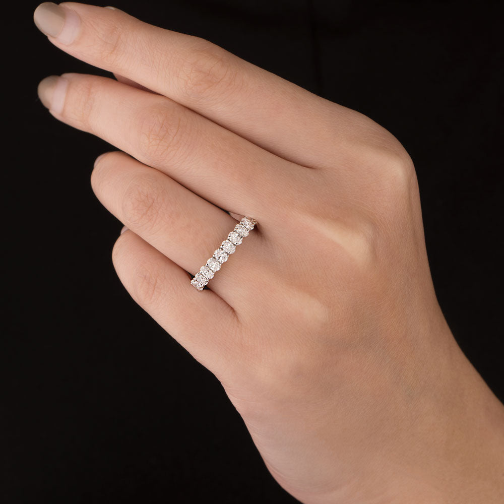 18K White Gold Diamond Ring - 0.83ct VVS-EF