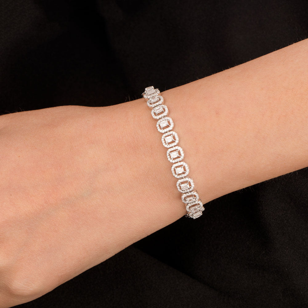 18K White Gold Diamond Bracelet - 4.023ct VVS-EF