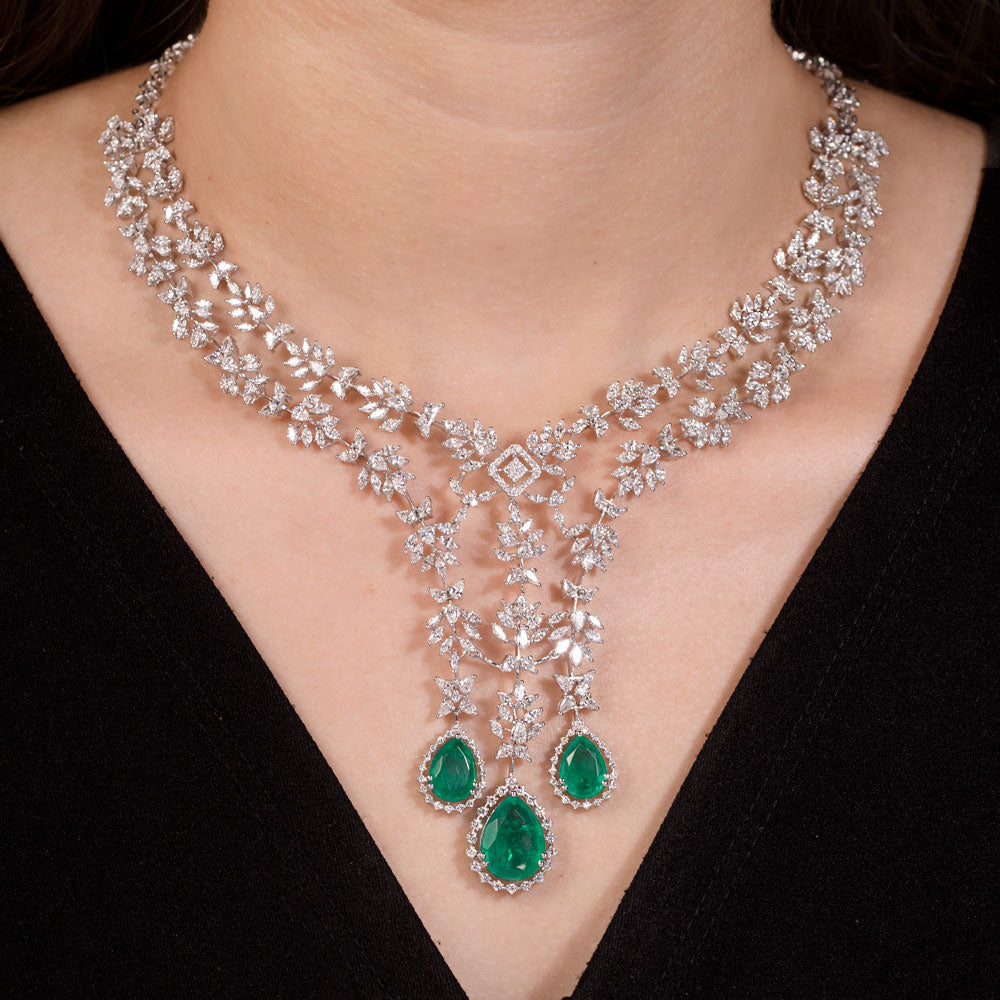 18K White Gold Diamond Necklace - 13.847ct VVS-EF with Colour Stones