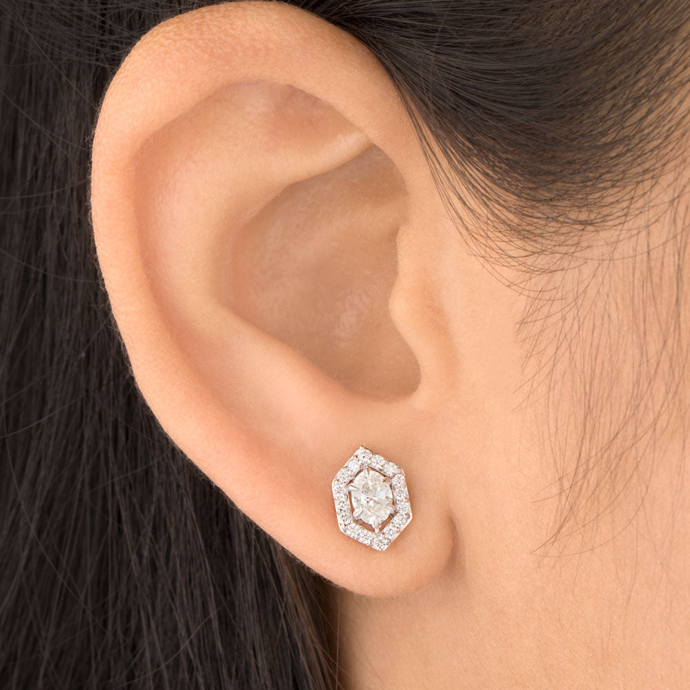 18K White Gold Diamond Earrings - 0.776ct VVS-VS-HI