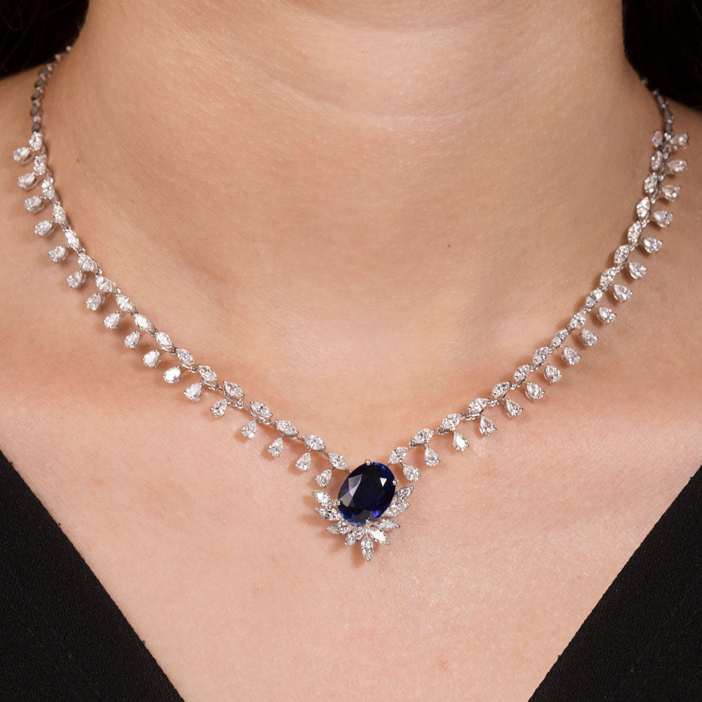18K White Gold Diamond Necklace - 6.12ct VVS-EF with Colour Stones