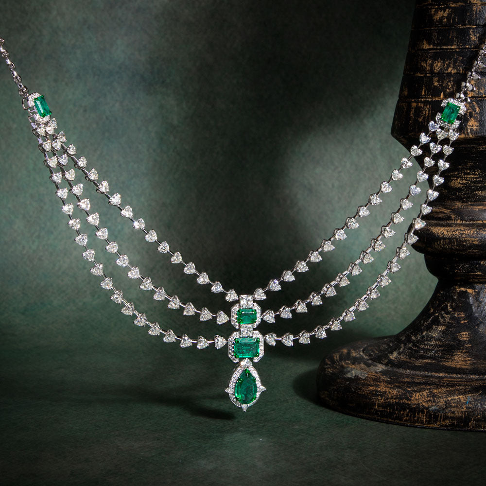 18K White Gold Diamond Necklace - 26.417ct VVS-VS-FG with Colour Stones