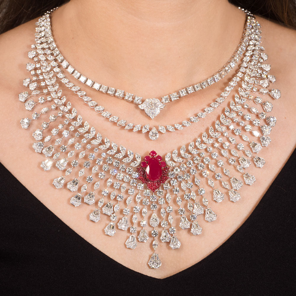 18K White Gold Diamond Necklace - 104.411ct VVS-VS-HI with Colour Stones