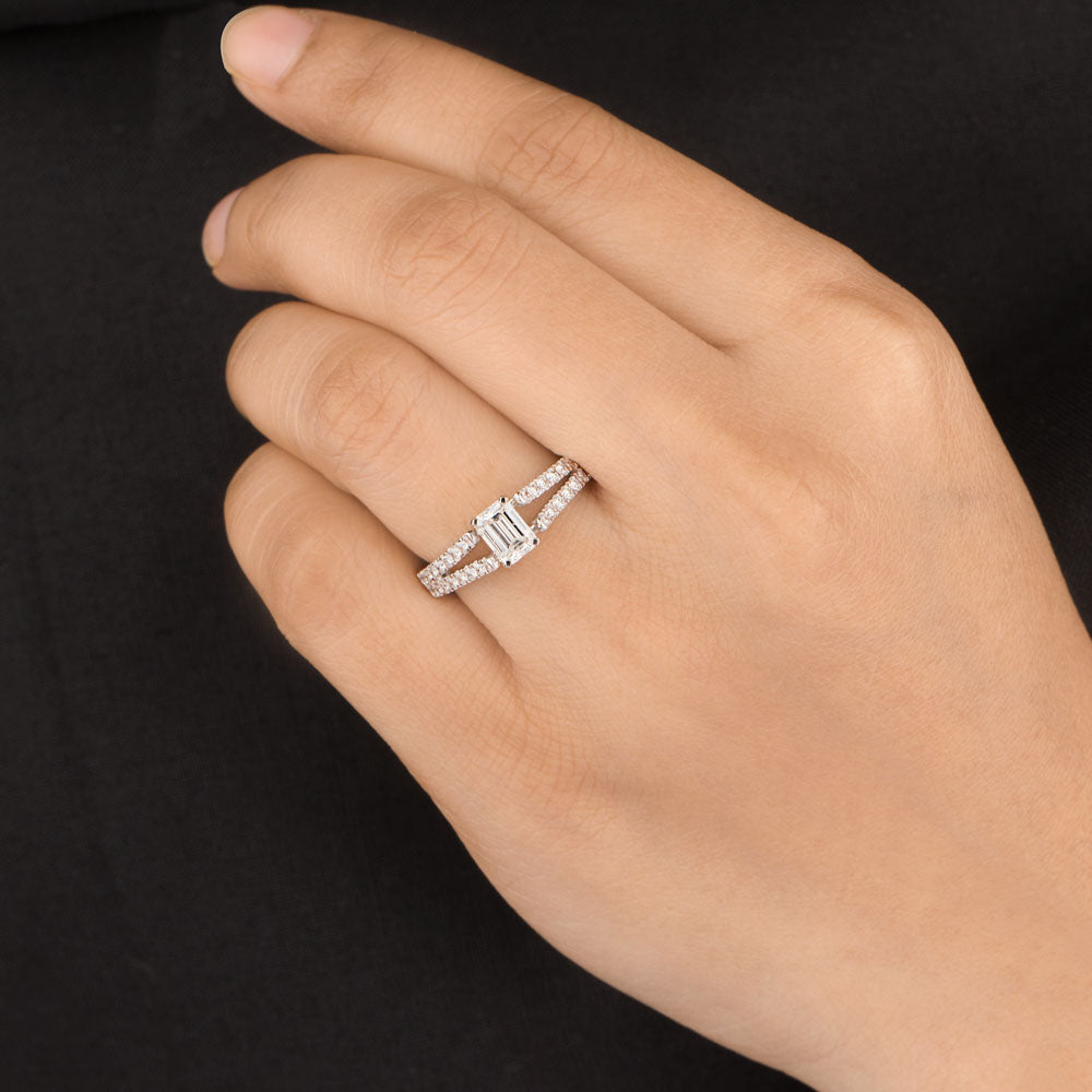 18K White Gold Diamond Ring - 0.939ct VS-SI-GH