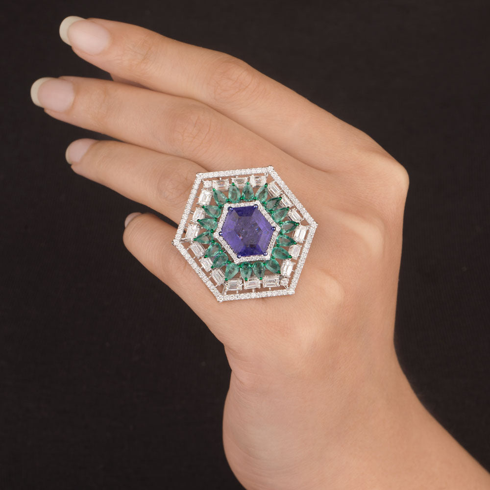 18K White Gold Diamond Ring - 4.952ct VVS-VS-EF with Colour Stones