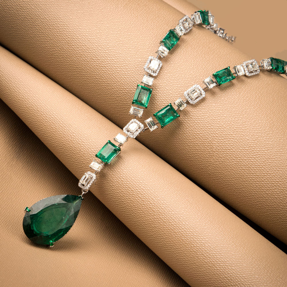18K White Gold Diamond Necklace - 11.323ct VVS-VS-IJ with Colour Stones