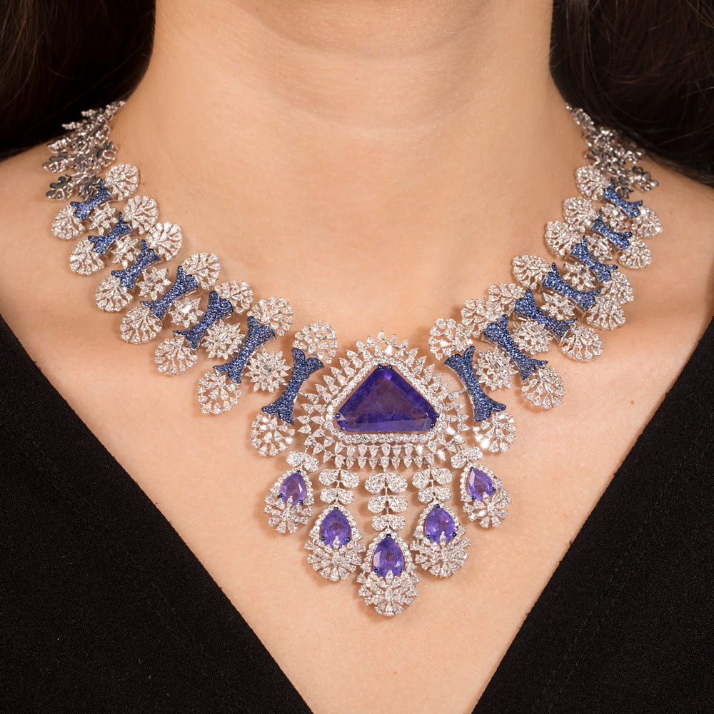 18K White Gold Diamond Necklace - 23.113ct VVS-VS-EF with Colour Stones