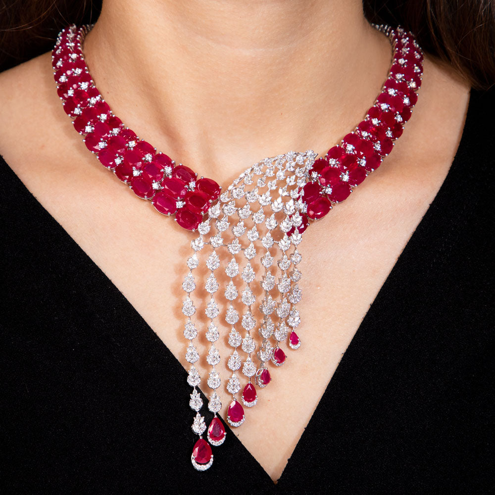 18K White Gold Diamond Necklace - 11.19ct VVS-FG with Colour Stones