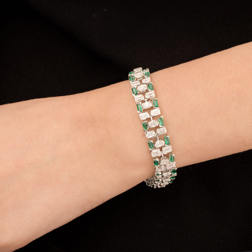 18K White Gold Diamond Bracelet - 14.61ct VVS-VS-HI with Colour Stones