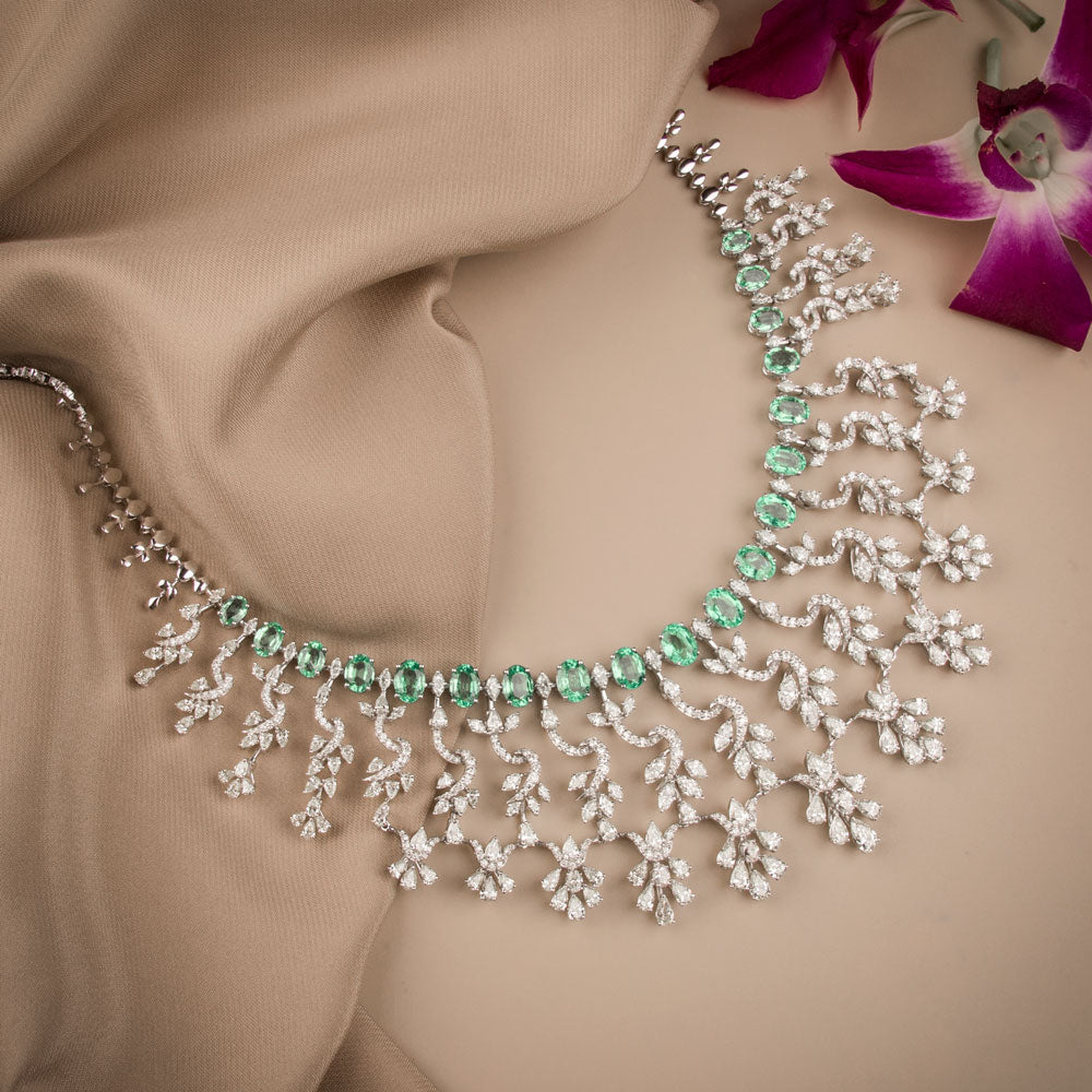 18K White Gold Diamond Necklace - 23.111ct VVS-VS-IJ with Colour Stones
