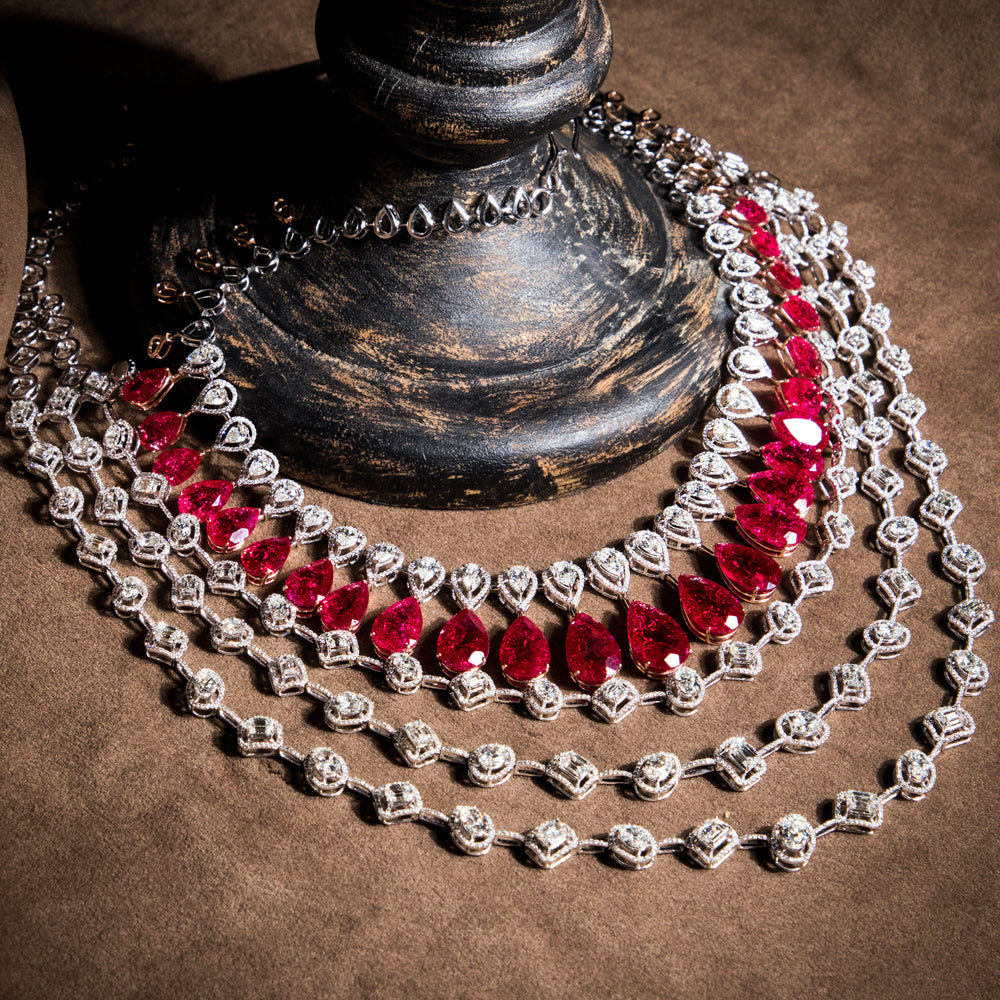 18K White Gold Diamond Necklace - 33.285ct VVS-VS-GH with Colour Stones