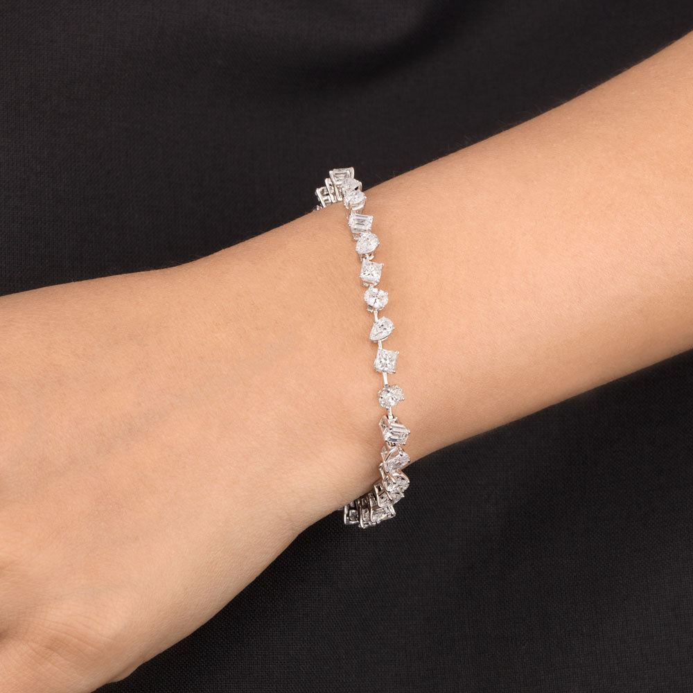 18K White Gold Diamond Bracelet - 5.46ct VVS-VS-EF