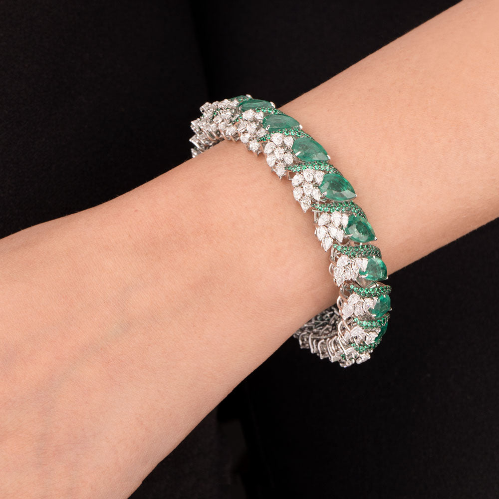 18K White Gold Diamond Bangle - 17.97ct VVS-EF with Colour Stones